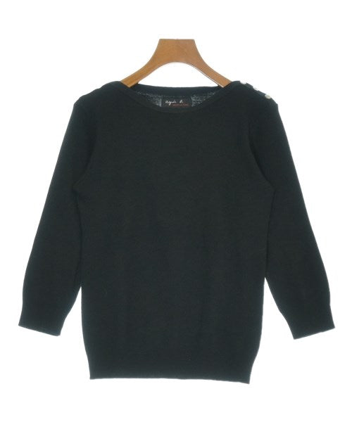 Agnes b. เสื้อกันหนาว