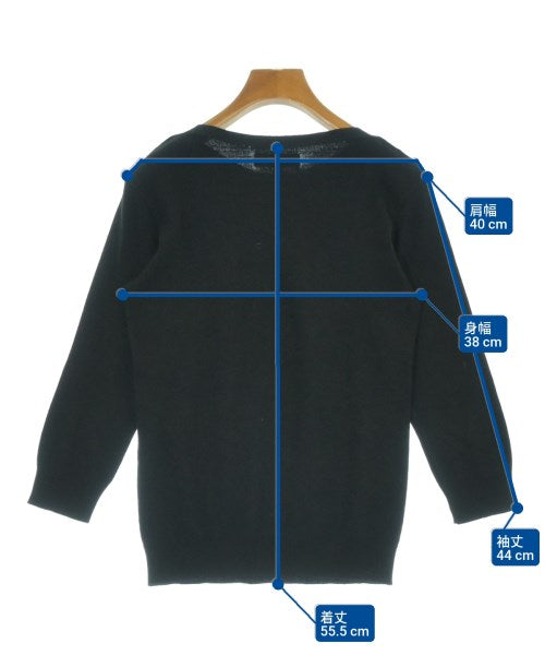 Agnes b. เสื้อกันหนาว