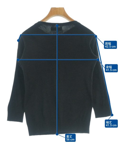 Agnes b. เสื้อกันหนาว