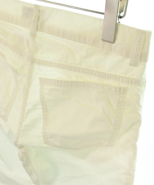 Agnes b. homme ชิโน่