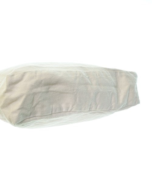 A.P.C. กระเป๋าถือขนาดใหญ่