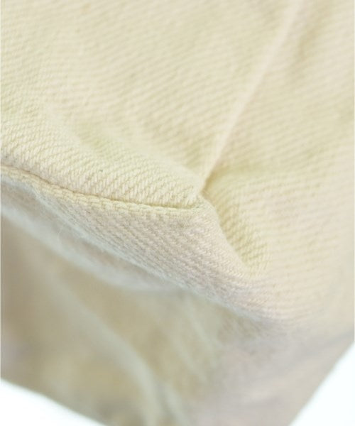 A.P.C. กระเป๋าถือขนาดใหญ่