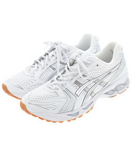 A.P.C. รองเท้าผ้าใบ