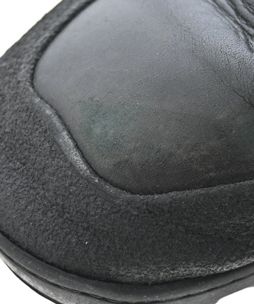 A.P.C. รองเท้าผ้าใบ