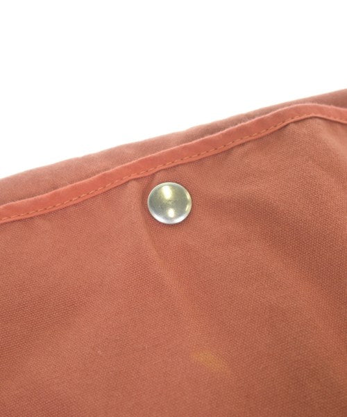 A.P.C. กระเป๋าสะพาย