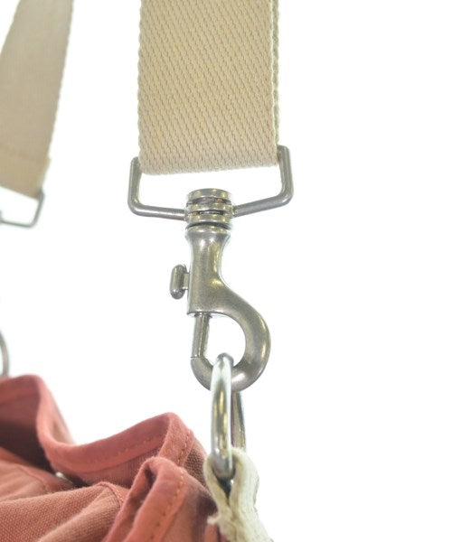 A.P.C. กระเป๋าสะพาย