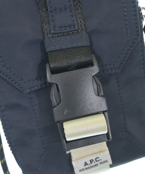 A.P.C. กระเป๋าสะพาย