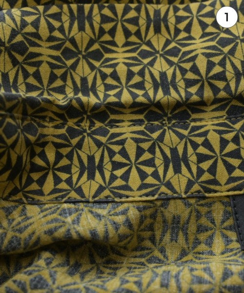 A.P.C. เสื้อลำลอง