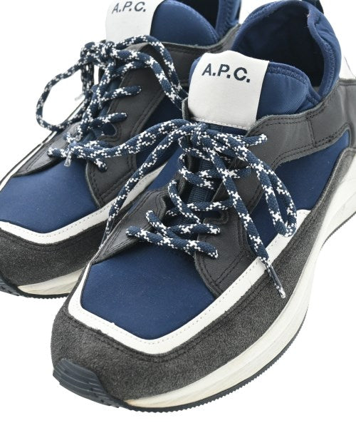 A.P.C. รองเท้าผ้าใบ