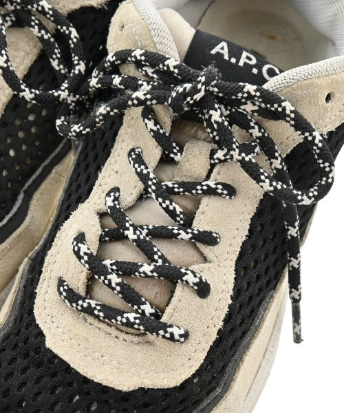 A.P.C. รองเท้าผ้าใบ