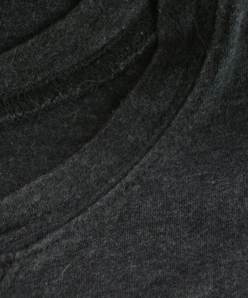 A.P.C. เสื้อยืด/เสื้อท็อปส์