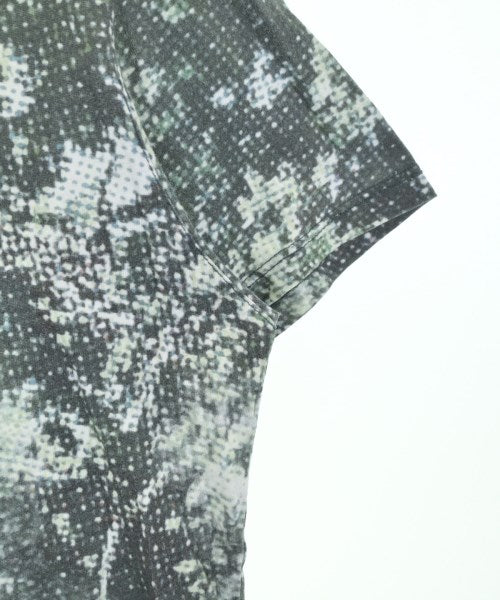 A.P.C. เสื้อยืด/เสื้อท็อปส์