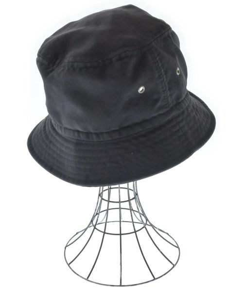 A.P.C. หมวก