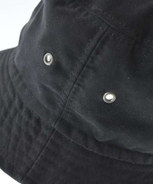 A.P.C. หมวก