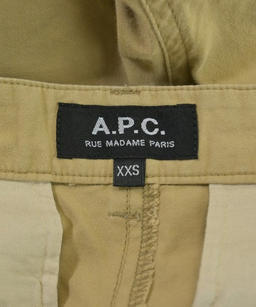 A.P.C. ชิโน่