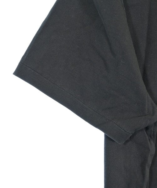 A.P.C. เสื้อยืด/เสื้อท็อปส์