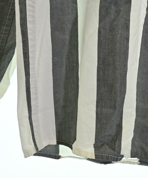 A.P.C. เสื้อลำลอง