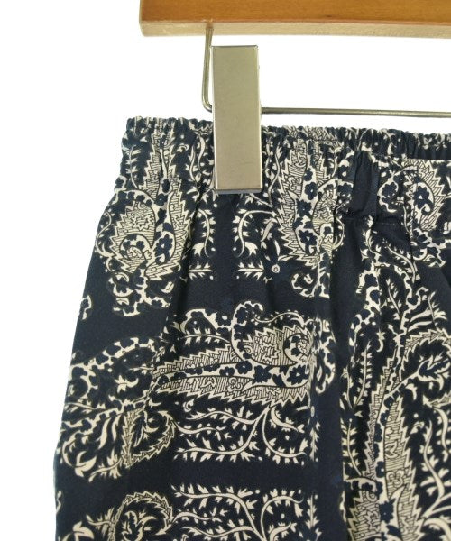 A.P.C. กางเกงมีกระเป๋าข้างกางเกง2-4 กระเป๋า