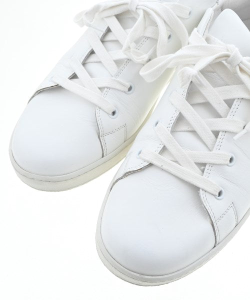 A.P.C. รองเท้าผ้าใบ