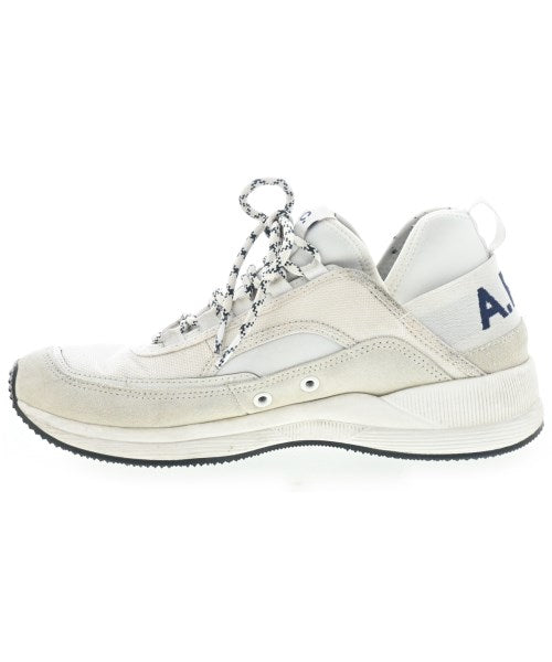 A.P.C. รองเท้าผ้าใบ