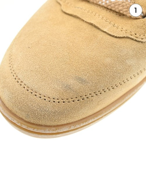 A.P.C. รองเท้าผ้าใบ
