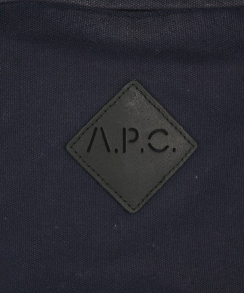 A.P.C. เป้สะพายหลัง