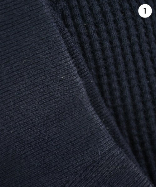 A.P.C. เสื้อยืด/เสื้อท็อปส์