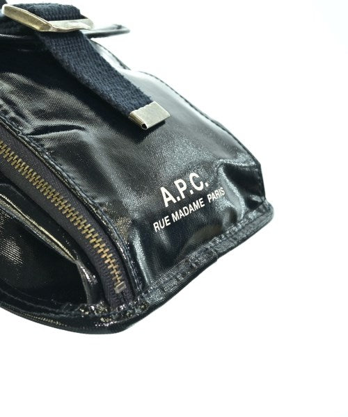 A.P.C. กระเป๋าสะพาย