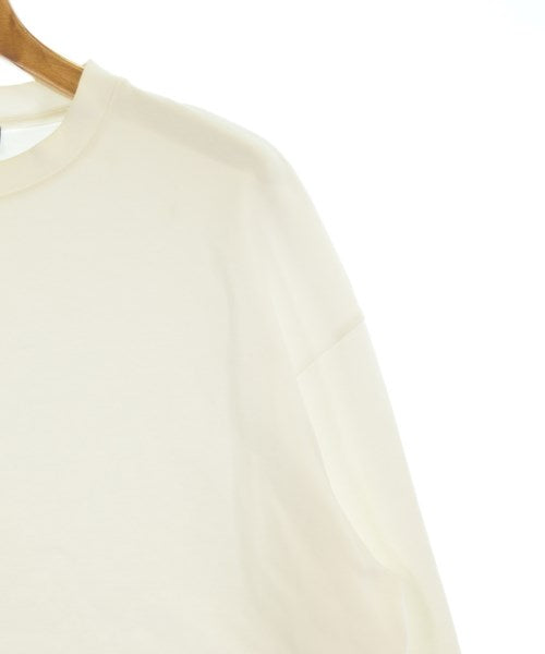 A.P.C. เสื้อยืด/เสื้อท็อปส์