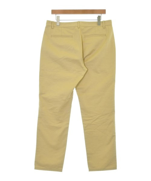 A.P.C. ชิโน่