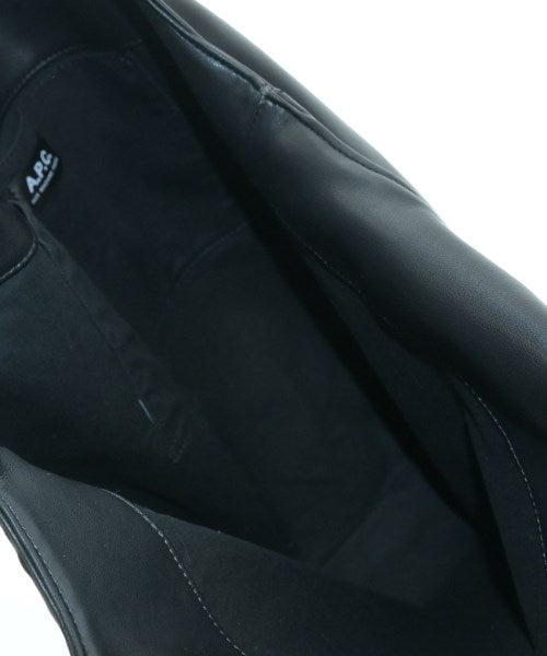 A.P.C. กระเป๋าถือขนาดใหญ่