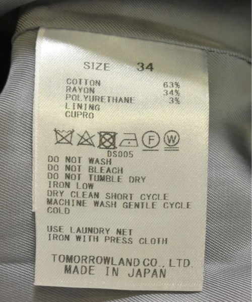 DES PRES กระโปรงยาวถึงเข่า