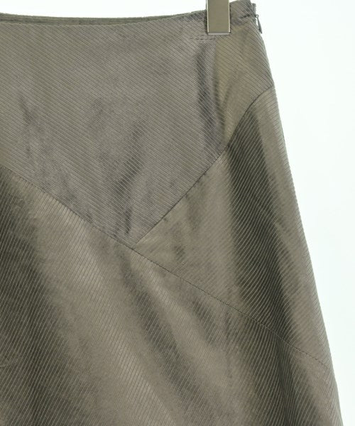 DES PRES กระโปรงยาวถึงเข่า