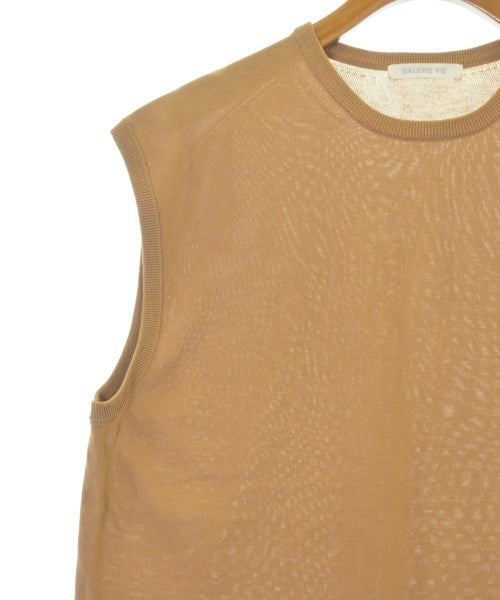 GALERIE VIE เสื้อแขนกุด