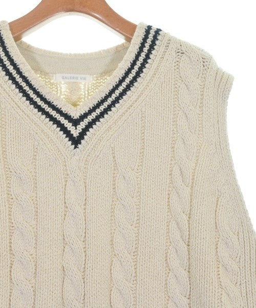 GALERIE VIE เสื้อกั๊ก