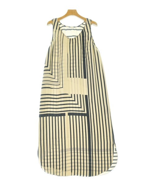 GALERIE VIE ชุดเดรส