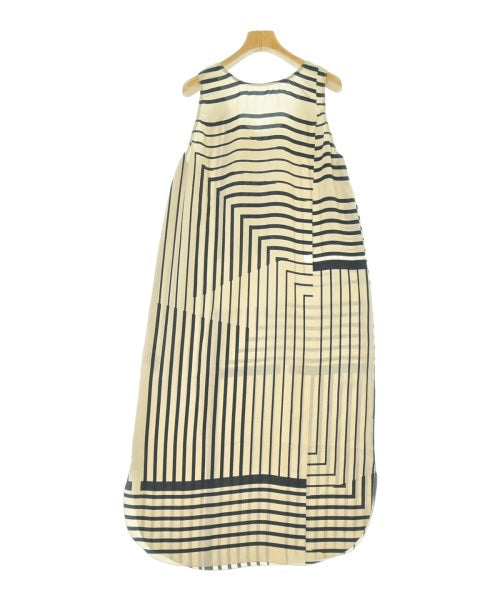 GALERIE VIE ชุดเดรส