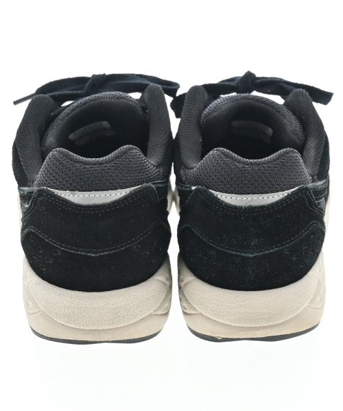 MARGARET HOWELL รองเท้าผ้าใบ