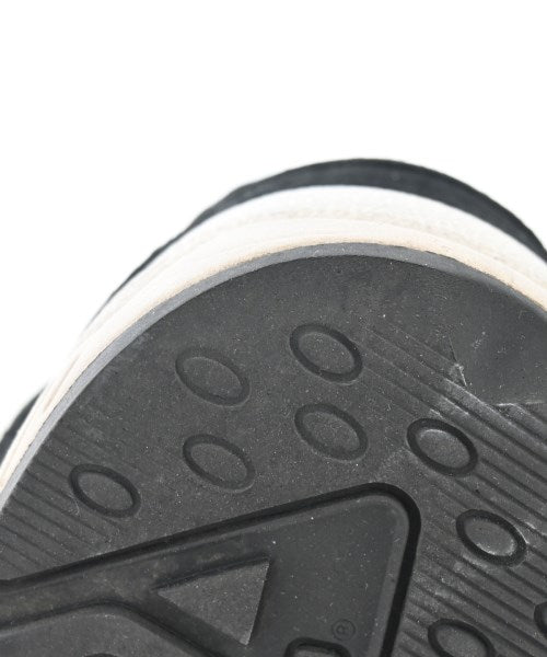 MARGARET HOWELL รองเท้าผ้าใบ