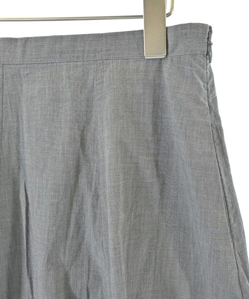 MARGARET HOWELL กระโปรงยาวถึงเข่า