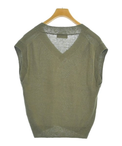 MARGARET HOWELL เสื้อแขนกุด