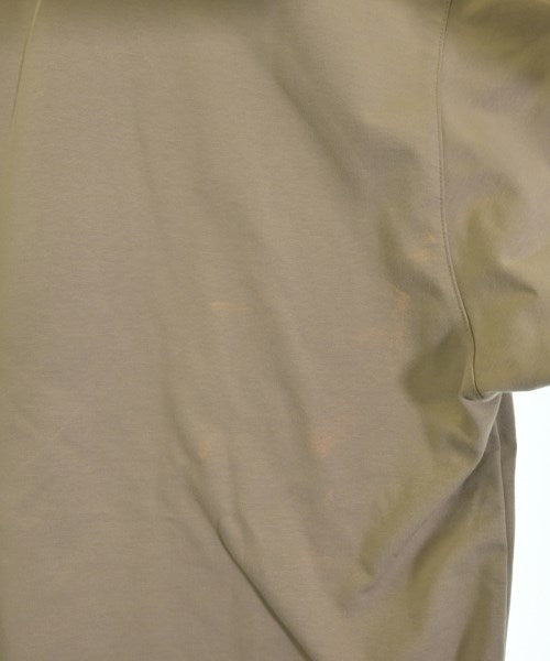 UNITED ARROWS เสื้อยืด/เสื้อท็อปส์