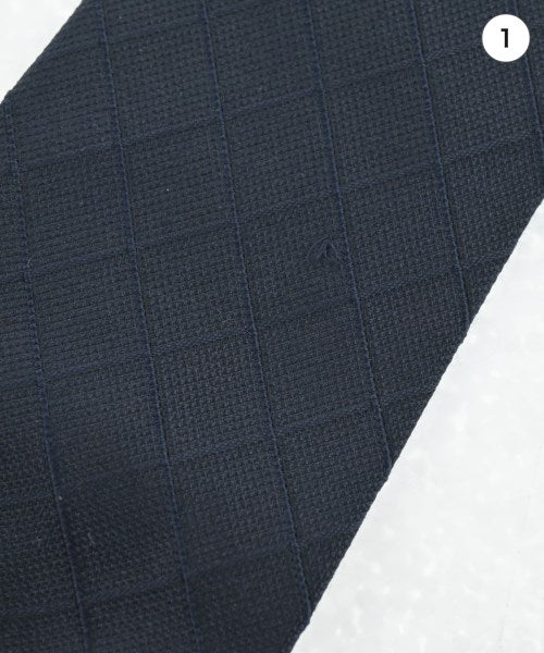 BARNEYS NEWYORK เนคไท