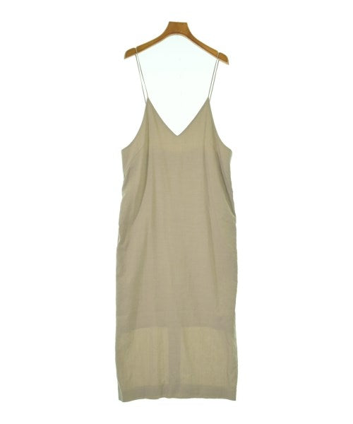 IENA ชุดเดรส