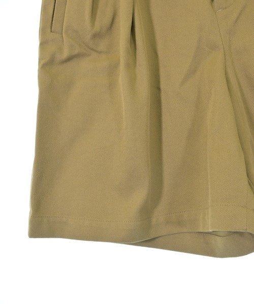 TOMORROWLAND กางเกงขาสั้น