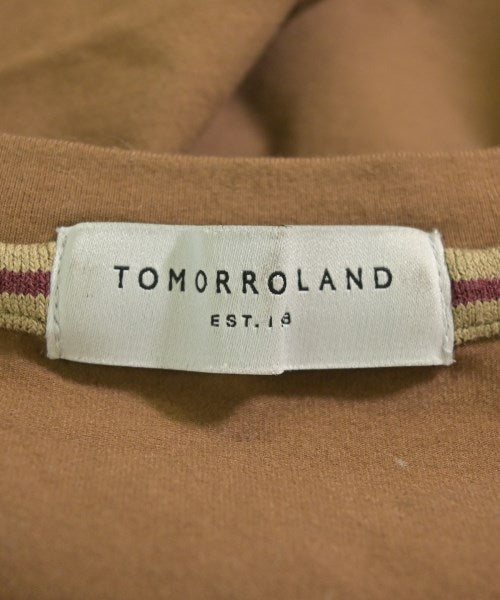 TOMORROWLAND เสื้อยืด/เสื้อท็อปส์