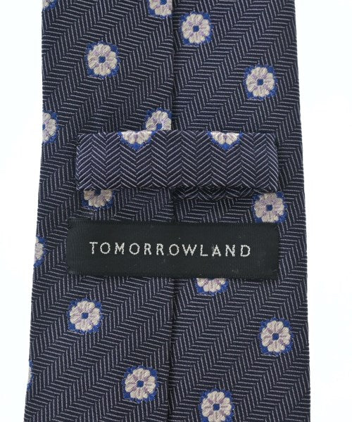 TOMORROWLAND เนคไท