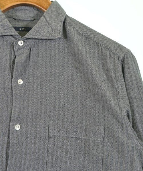 SHIPS เสื้อลำลอง