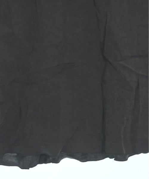 Spick and Span กระโปรงยาวถึงเข่า