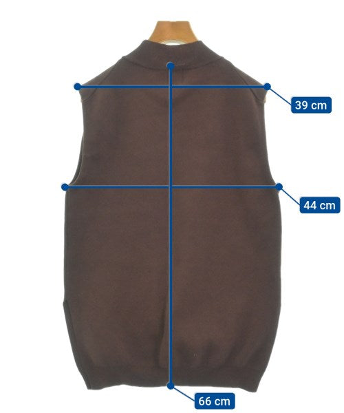 Spick and Span เสื้อแขนกุด